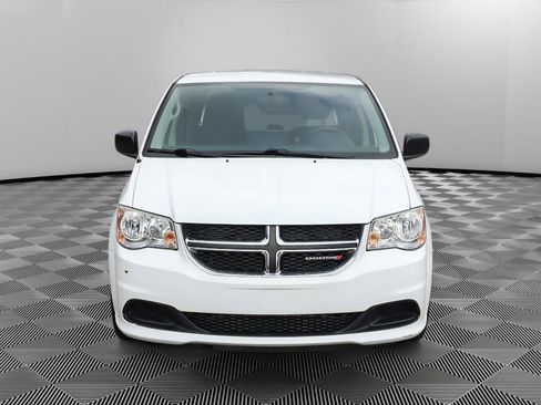 Used 2017 Dodge Grand Caravan SE FWD image 9
