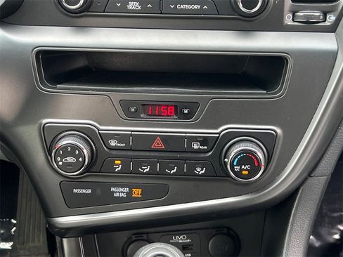 Used 2013 Kia Optima LX w/ Convenience Plus Pkg image 18