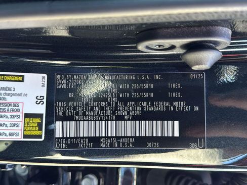 Used 2025 Toyota Corolla Cross XLE image 24