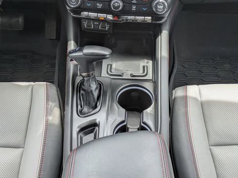 Used 2024 Dodge Durango GT AWD/4WD image 23