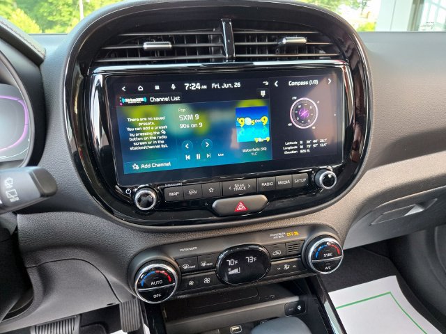 Used 2024 Kia Soul GT-Line FWD image 27