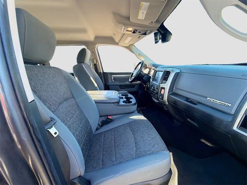 Used 2018 RAM 1500 Big Horn image 29