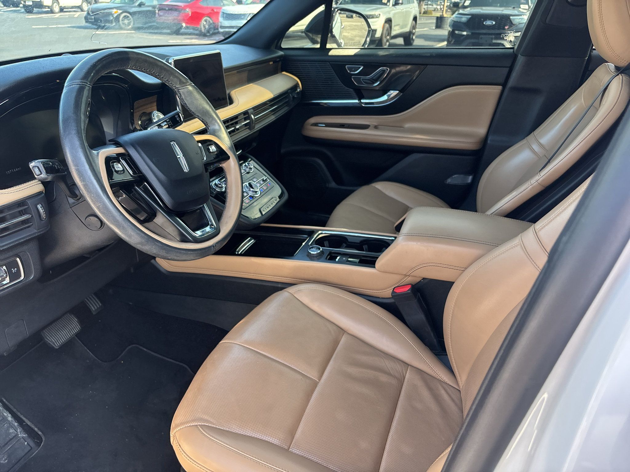 Used 2022 Lincoln Corsair Reserve w/ Elements Package FWD image 5
