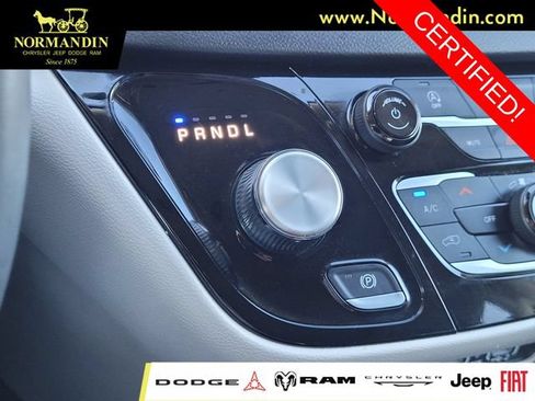 Certified 2023 Chrysler Voyager LX FWD image 12