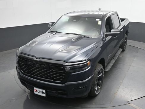 New 2026 RAM 1500 Express AWD/4WD image 27