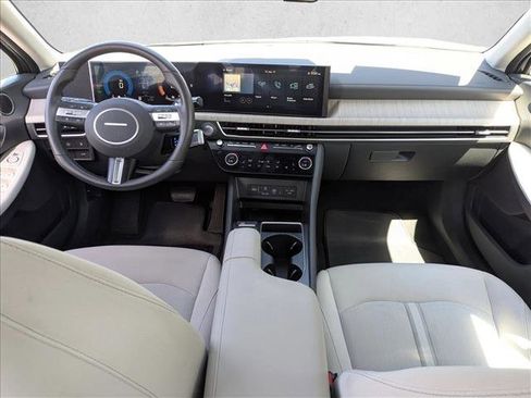 Used 2024 Hyundai Sonata SEL FWD image 16