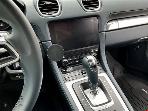 Used 2024 Porsche 718 Cayman image 8