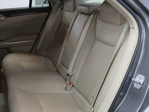 Used 2011 Chrysler 300 Limited w/ Luxury Group image 17