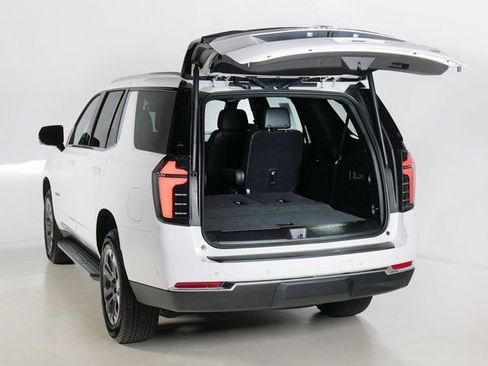 Used 2025 Chevrolet Tahoe LT w/ Comfort Package image 32