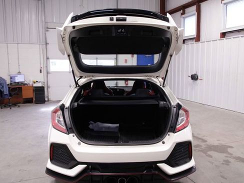 Used 2018 Honda Civic Type R image 17