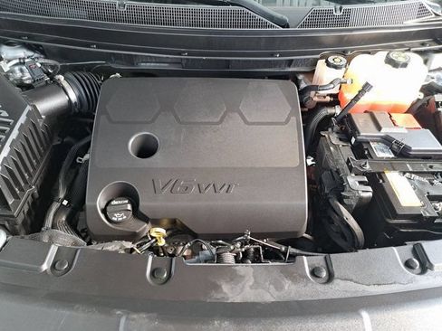 Used 2023 Chevrolet Traverse LT AWD/4WD image 28