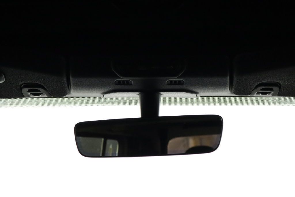 Used 2022 Jeep Gladiator Rubicon w/ LED Lighting Group AWD/4WD image 24