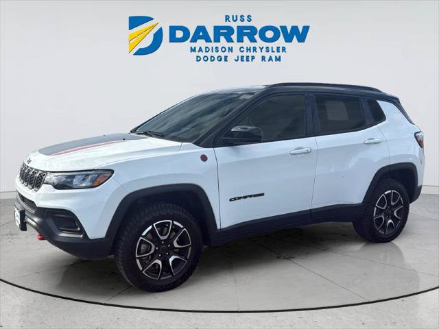 Certified 2025 Jeep Compass Trailhawk AWD/4WD image 1