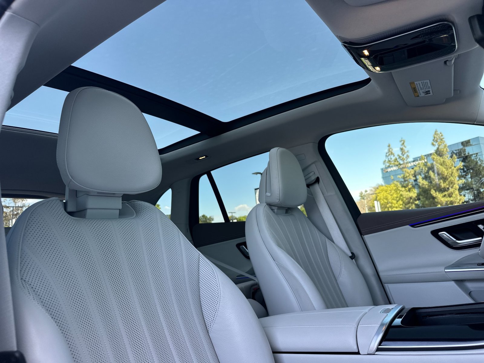 Certified 2023 Mercedes-Benz EQE 500 4MATIC SUV image 19