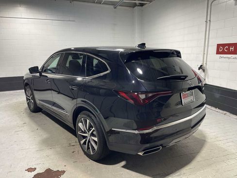 Used 2025 Acura MDX w/ Technology Package AWD/4WD image 4