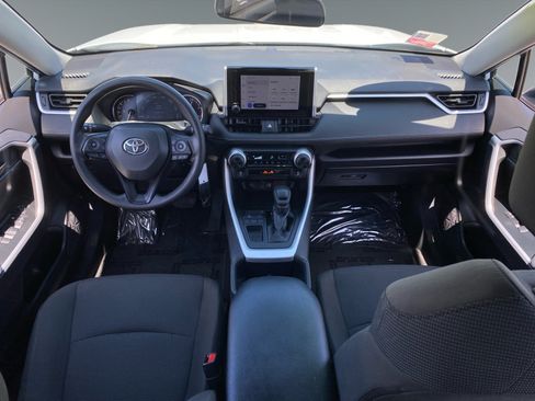 Used 2025 Toyota RAV4 LE FWD image 10