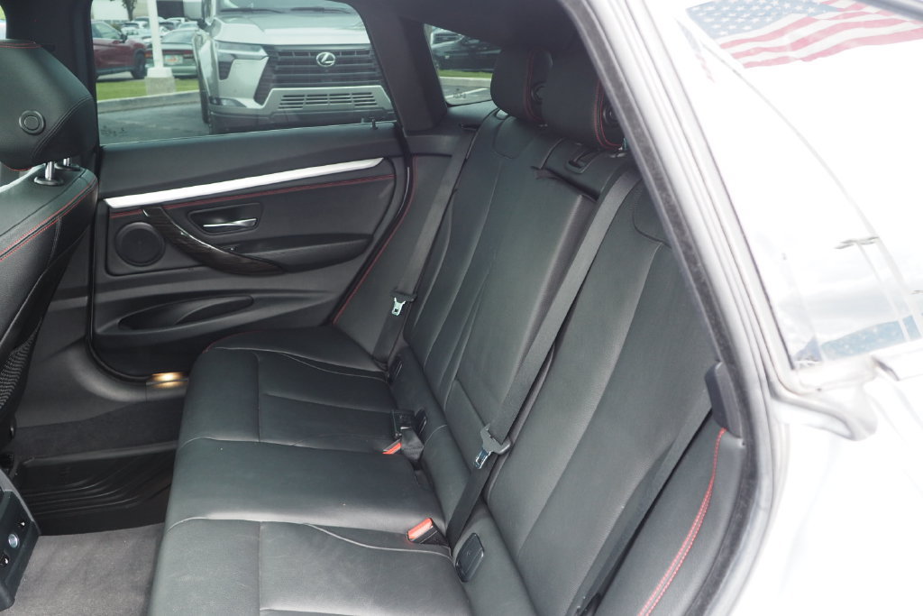 Used 2016 BMW 328i Gran Turismo xDrive AWD/4WD image 16