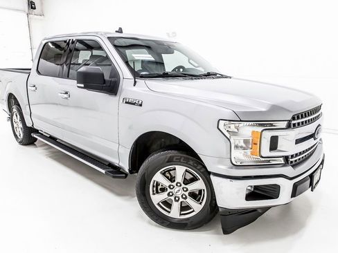 Used 2020 Ford F150 XLT w/ Equipment Group 302A Luxury RWD image 9