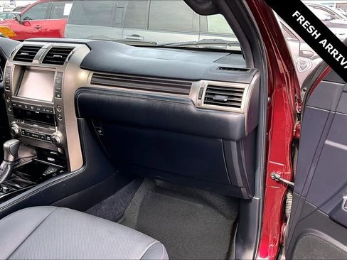 Used 2020 Lexus GX 460 Premium w/ Premium Package image 26