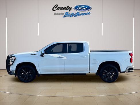 Used 2026 Chevrolet Silverado 1500 LTZ w/ Z71 Off-Road Package AWD/4WD image 24