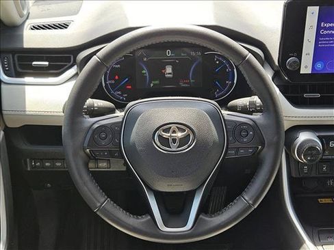 Used 2023 Toyota RAV4 XLE Premium AWD/4WD image 15