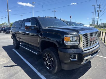 Used 2016 GMC Sierra 2500 Denali w/ Duramax Plus Package
