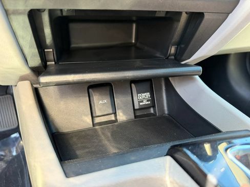 Used 2013 Honda Civic LX image 19