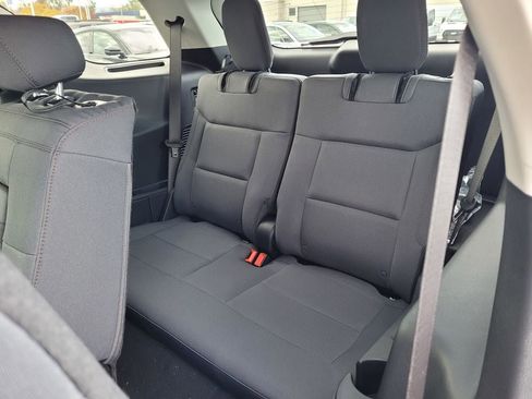 New 2026 Ford Explorer Active image 32