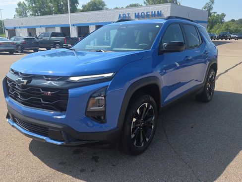 Used 2025 Chevrolet Equinox RS w/ Safety and Technology Package FWD image 11