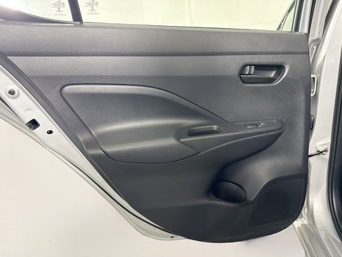 Used 2022 Nissan Versa S w/ Trunk Package image 25