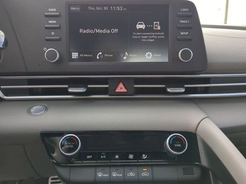 New 2026 Hyundai Elantra Sport FWD image 28
