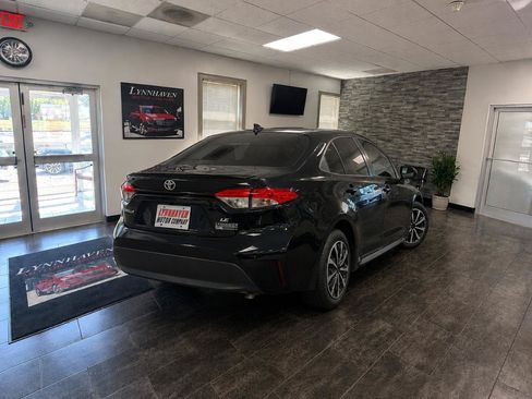Used 2023 Toyota Corolla LE FWD image 6