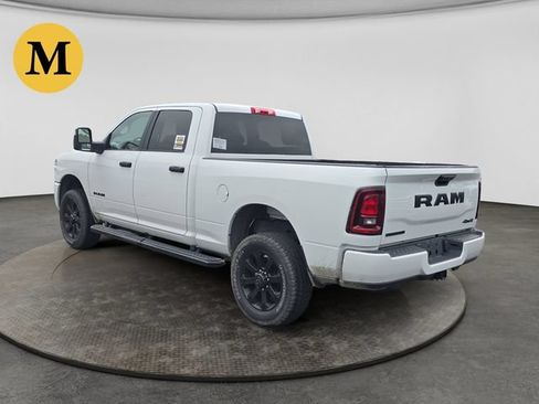 Used 2025 RAM 2500 Big Horn AWD/4WD image 3