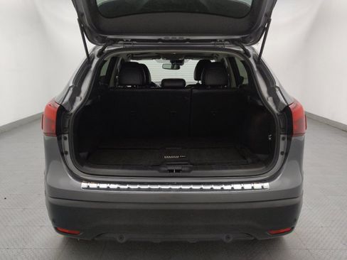 Used 2019 Nissan Rogue Sport SL w/ Premium Package FWD image 29