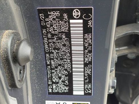 Used 2023 Toyota Corolla LE w/ Carpet Mat Package (TMS) FWD image 15