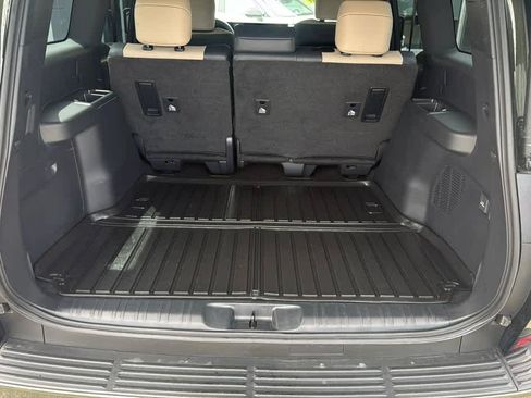 Used 2024 Lexus GX 550 AWD/4WD image 12