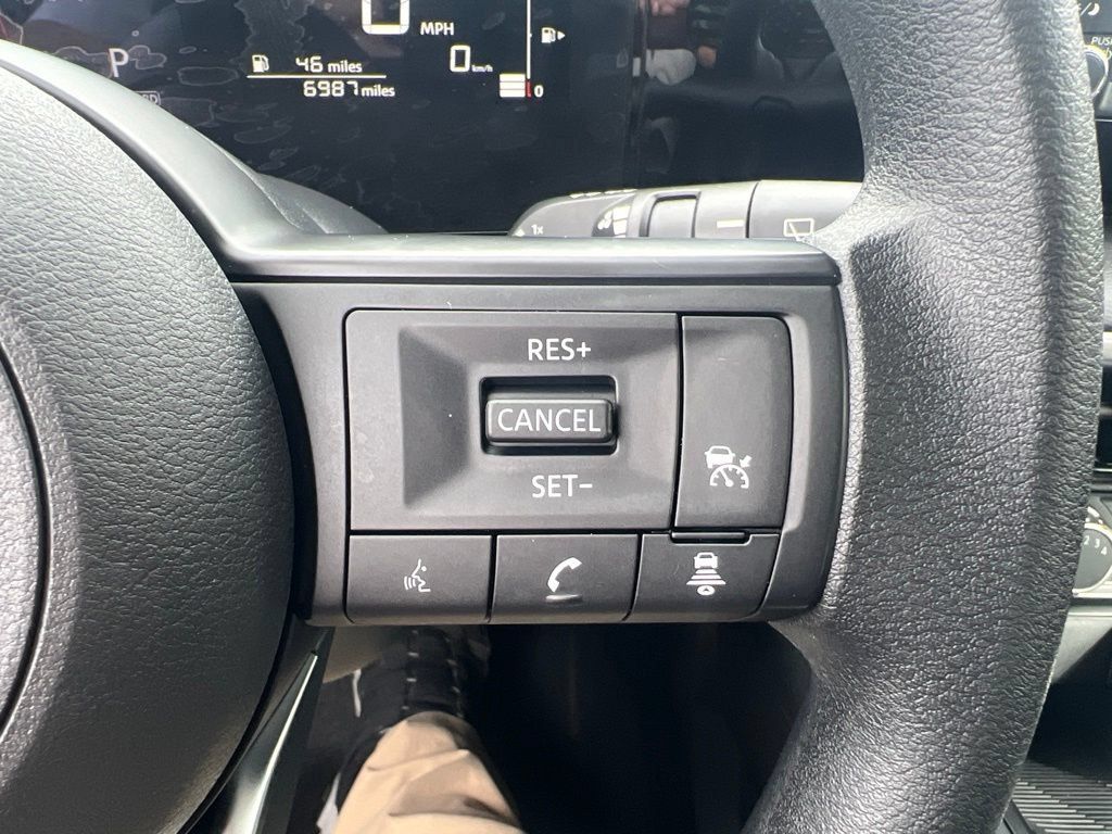 Certified 2025 Nissan Kicks S AWD/4WD image 53