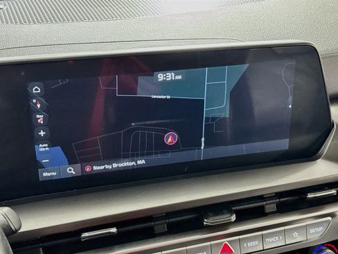 Used 2025 Kia Telluride S image 2