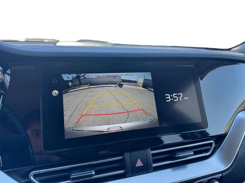 Used 2022 Kia Niro EX FWD image 13