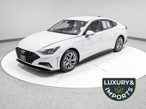Used 2023 Hyundai Sonata SEL w/ Preferred Accessory Package image 1