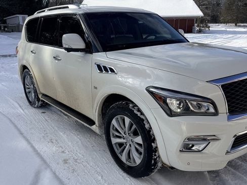 Used 2017 INFINITI QX80 Base w/ All Season Package image 3