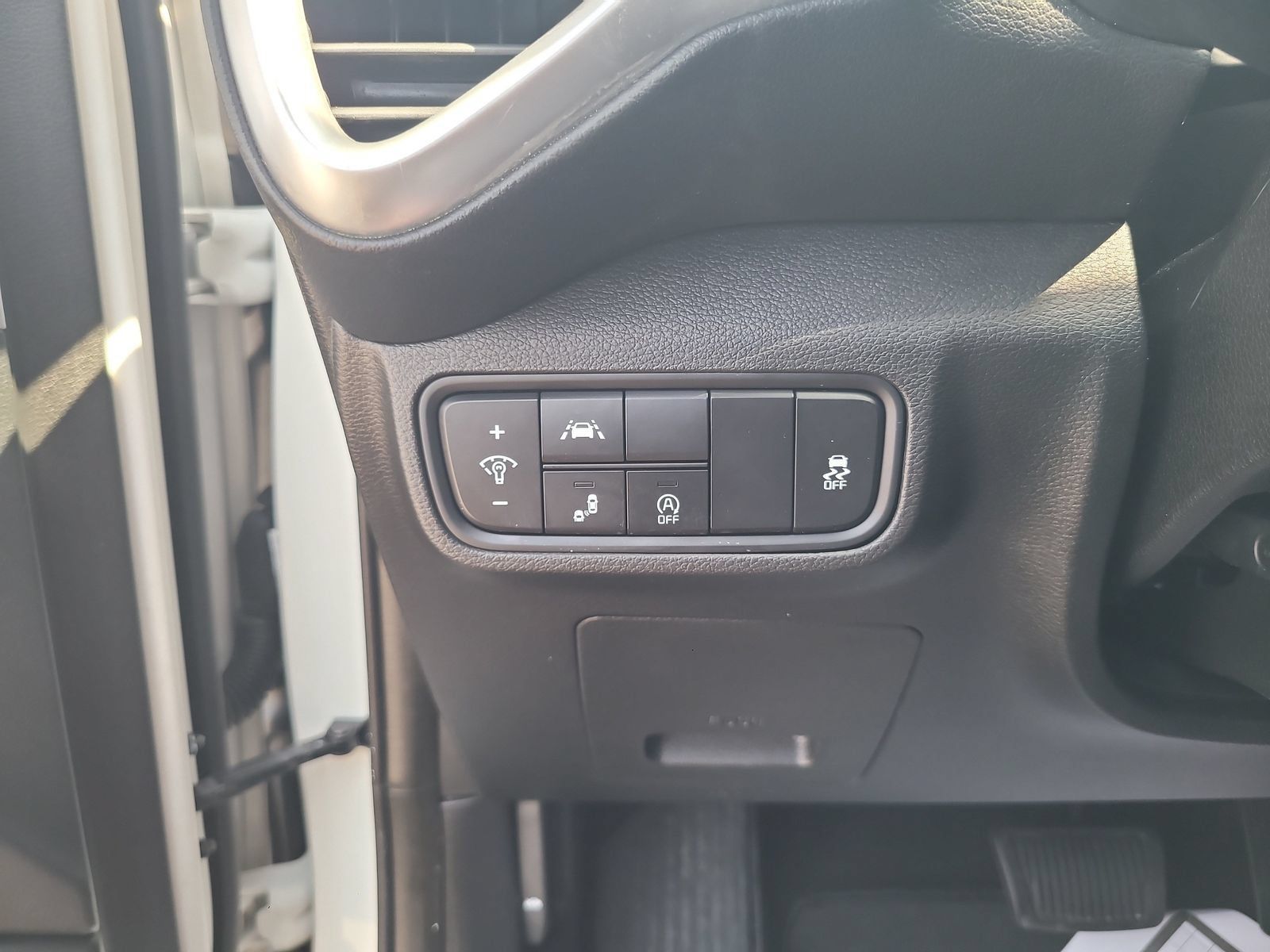 Used 2022 Kia Soul LX w/ Technology Package FWD image 16