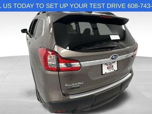 Used 2021 Subaru Ascent Limited w/ Technology Package image 5