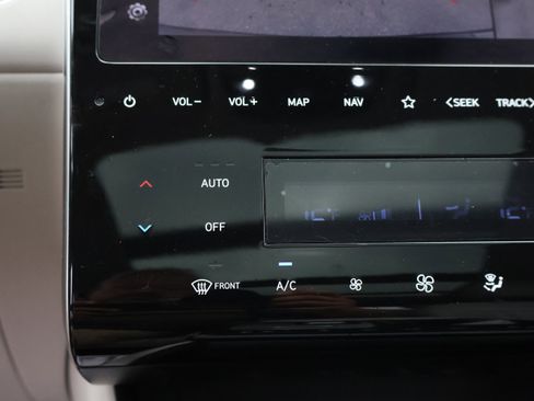 Used 2023 Hyundai Tucson Limited AWD/4WD image 30