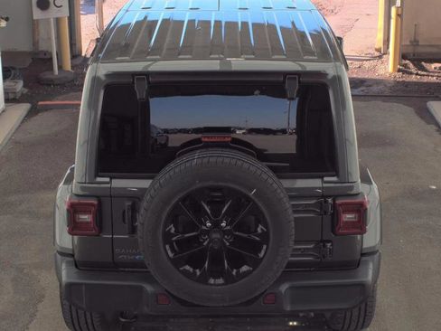 Certified 2025 Jeep Wrangler Unlimited Sahara image 8