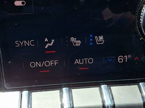 Used 2025 GMC Yukon XL Denali Ultimate AWD/4WD image 20