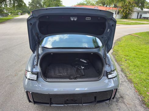 Used 2024 Hyundai Ioniq 6 SE RWD image 70
