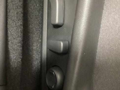 Used 2024 Subaru Crosstrek 2.0i Premium image 15