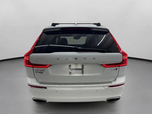 Used 2021 Volvo XC60 T5 Inscription image 8