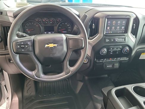 Used 2026 Chevrolet Silverado 1500 W/T w/ WT Value Package image 4